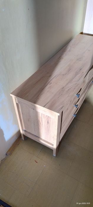 Szafka z szufladami