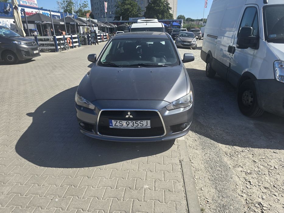 Mitsubishi lancer 1,8 benzyna