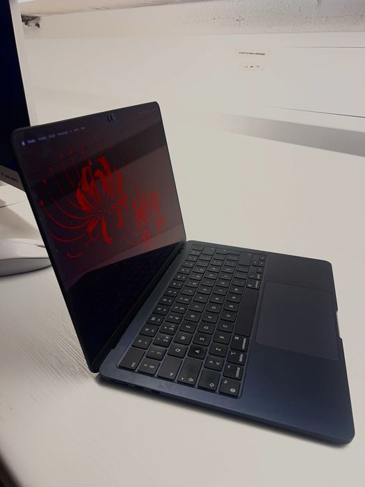Macbook air m2 8gb