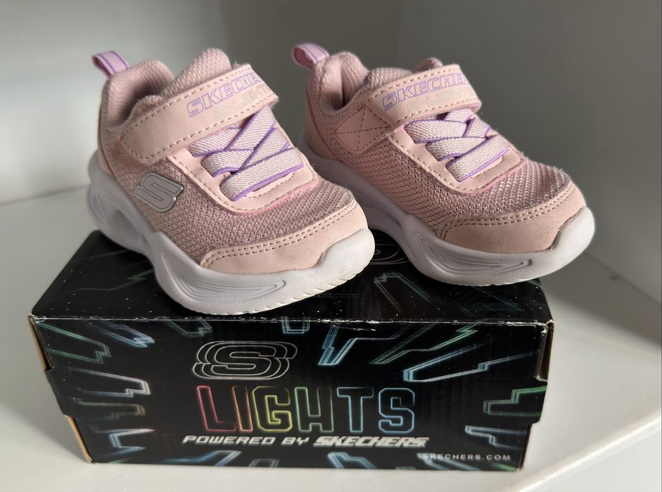 Calçado criança Impecável (Skechers, Biomecanics, Adidas) - Tam 19 ao 22