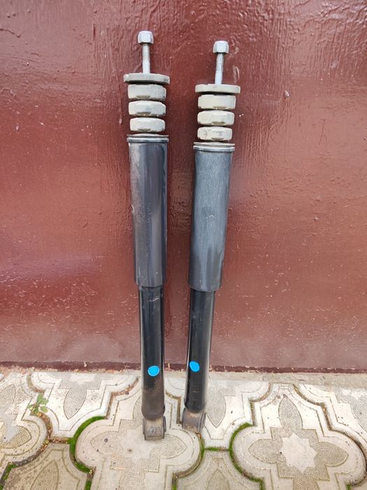 Задні амортизатори Nissan Note Ніссан ноут Орегінал