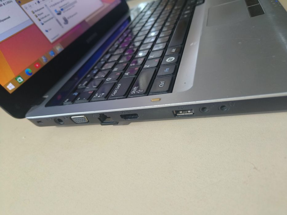 Ноутбук Samsung rv 510