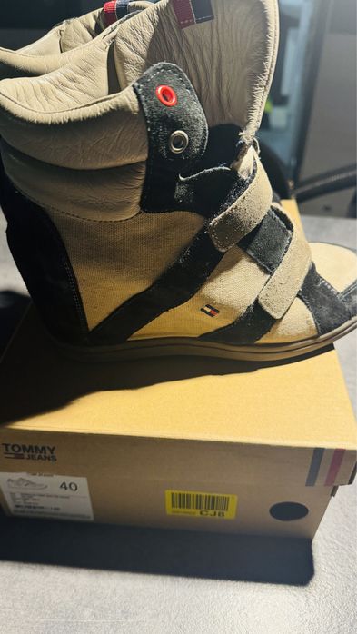 Botki Tommy Hilfinger damskie