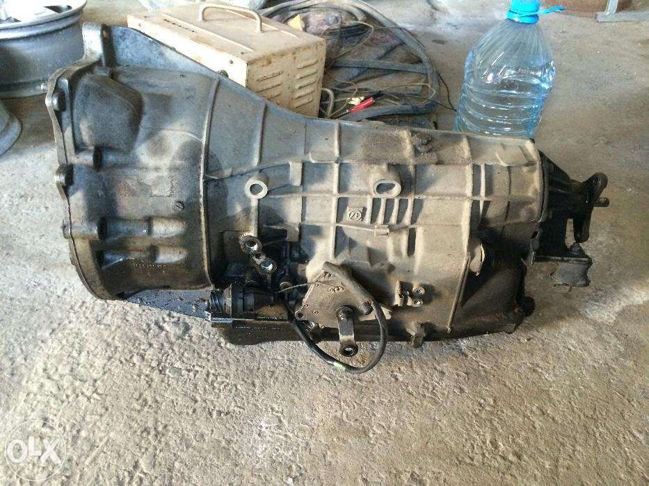 Коробка автомат BMW 725D E38
