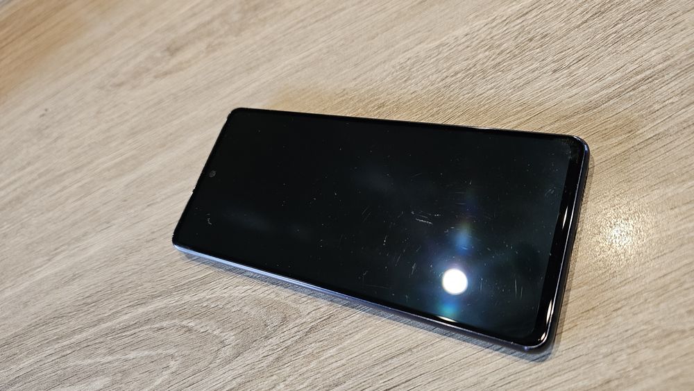 Samsung s20 FE , pamięć 128 GB, 6 GB RAM