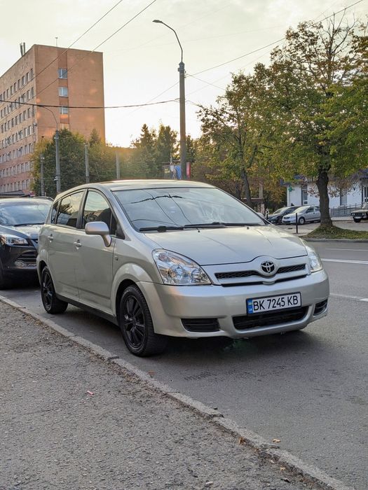 Corolla Verso 2.0 D4D 2005 7 місць