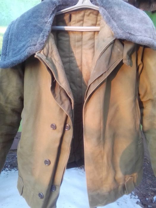 Продам  комплект  теплого  верхнього   одягу