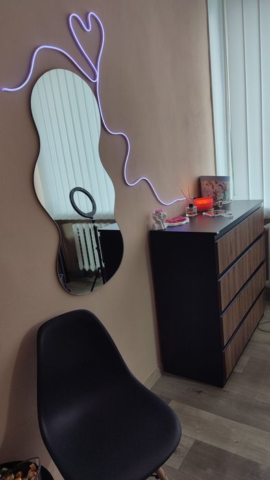 Здам в оренду кабінет з  кушеткою