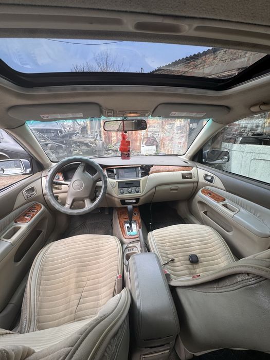 Лансер 9 вираж 1.8