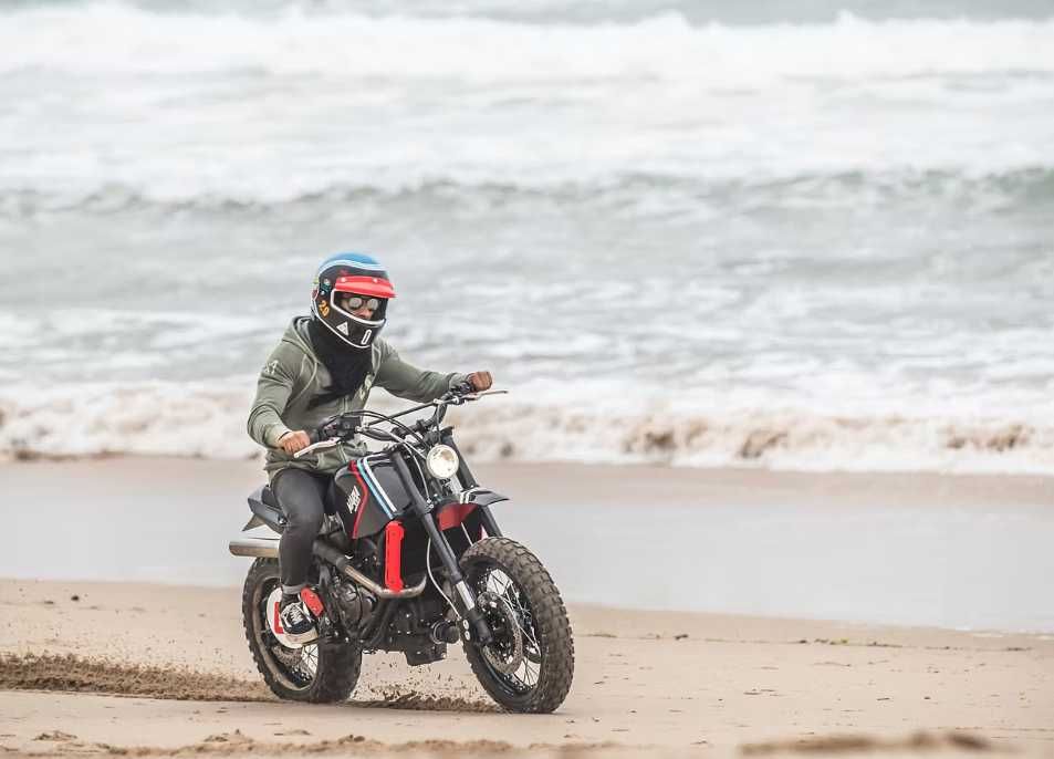 Moto Yamaha XSR700
