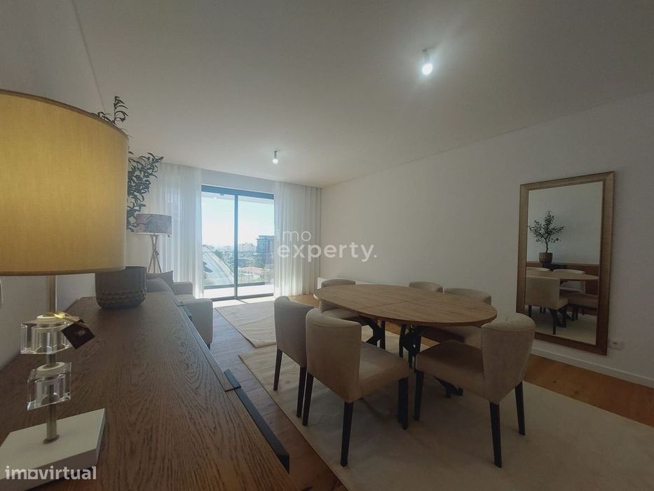 Penthouse Duplex T6 com Piscina no Funchal, Madeira
