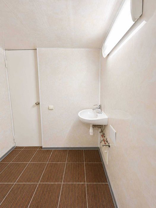 Фасадне ПРИМІЩЕННЯ ЦЕНТР 110 м² Окремий вхід МЕНОРА 5 КАБІНЕТІВ 16 кВт