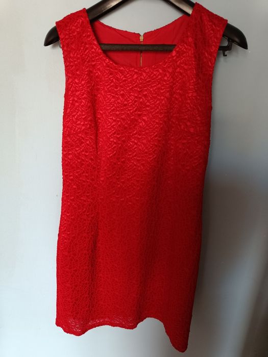 Sprzedam sukienki i buty garnitur