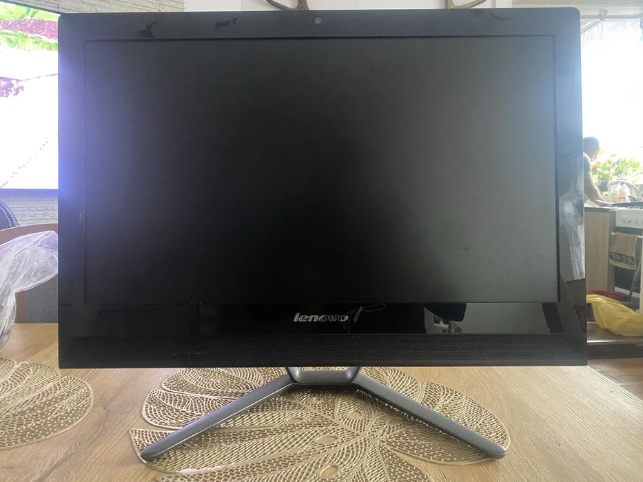 Komputer Lenovo c40-30