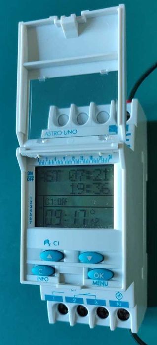 Um Interruptor horário Vilalta Mevi.428