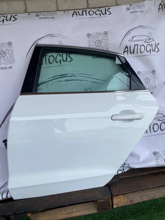 Audi a4 b9 рест 2020+ двері