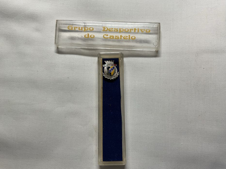 Pin do Grupo Desportivo do Castelo com estojo