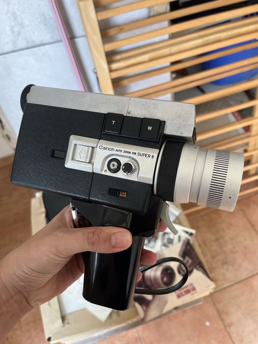 Canon Auto Zoom 518 Super 8 – Câmara de Filmagem Vintage