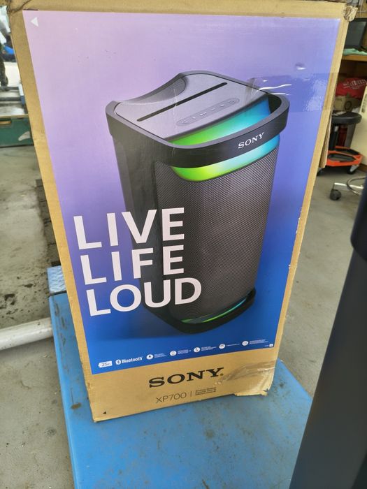 Głośnik Sony SRS,- XP700 z akumulatorem podświetleniem na gwarancji
