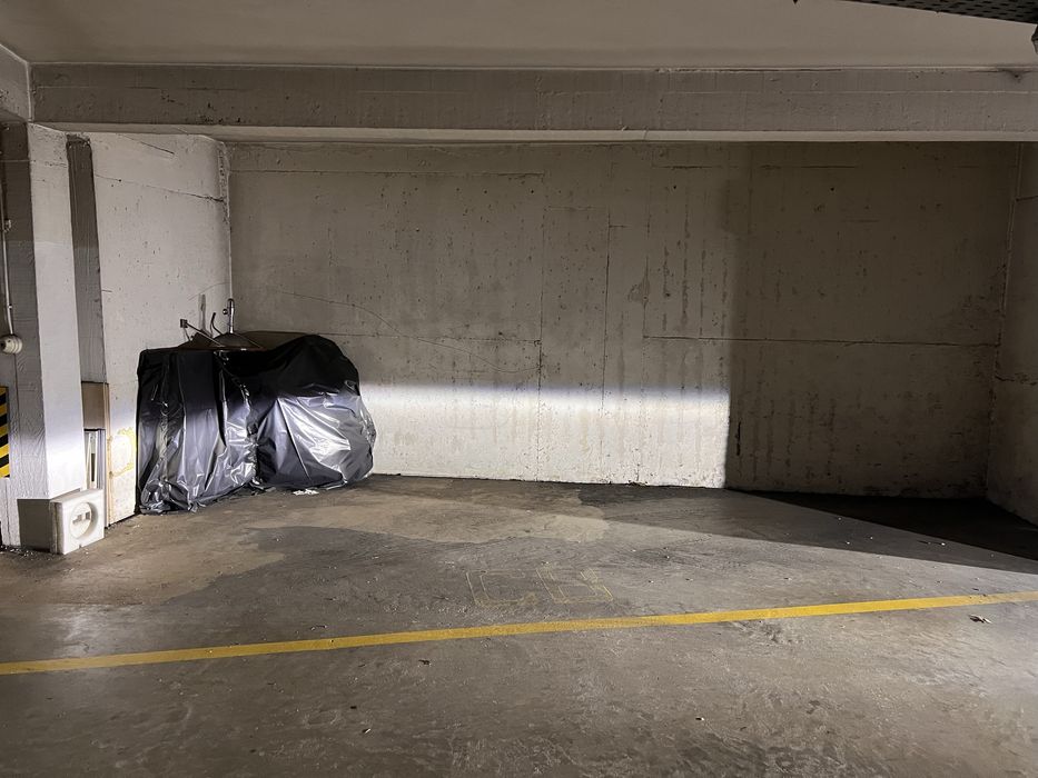 Vendo lugar de garagem Edificio Camoes em oliveira de azemeis