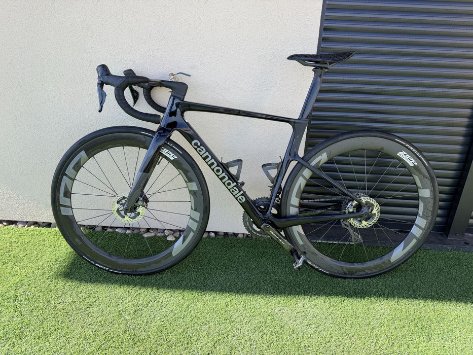 Rodas ZIPP 404 completamente novas
