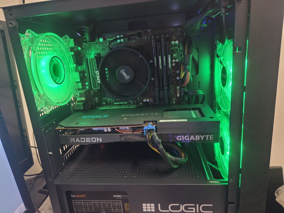 PC Gaming-Ryzen 5, RX6600, 16 Gb Ram, SSD,Hdd,