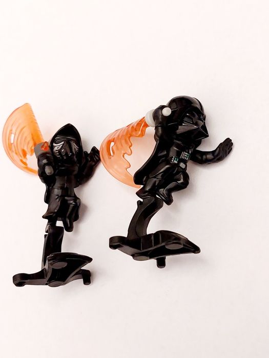 Zestaw figurki Star Wars Kinder Joy – Darth Vader & Kylo Ren