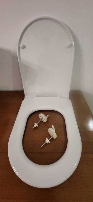 Tampo de sanita Induza/Saninduza - modelo Alfa - Duroplast branco