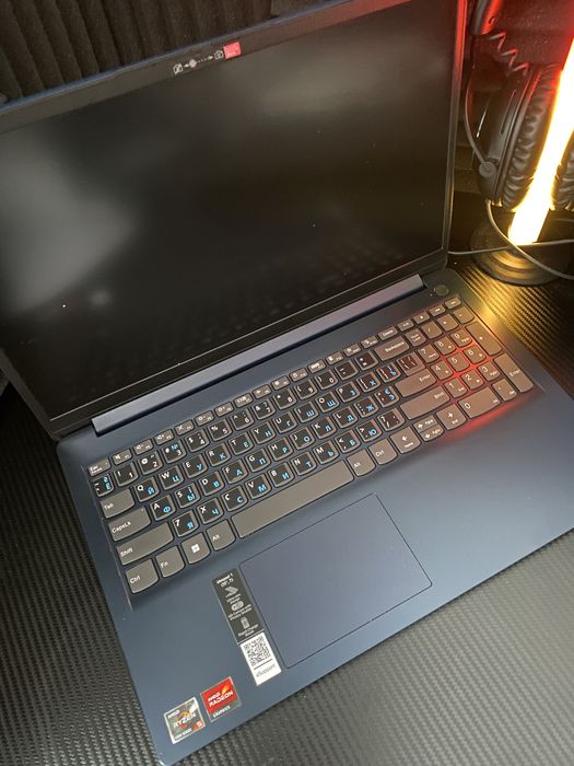 Lenovo ideapad 1 15,7 Amd ryzen