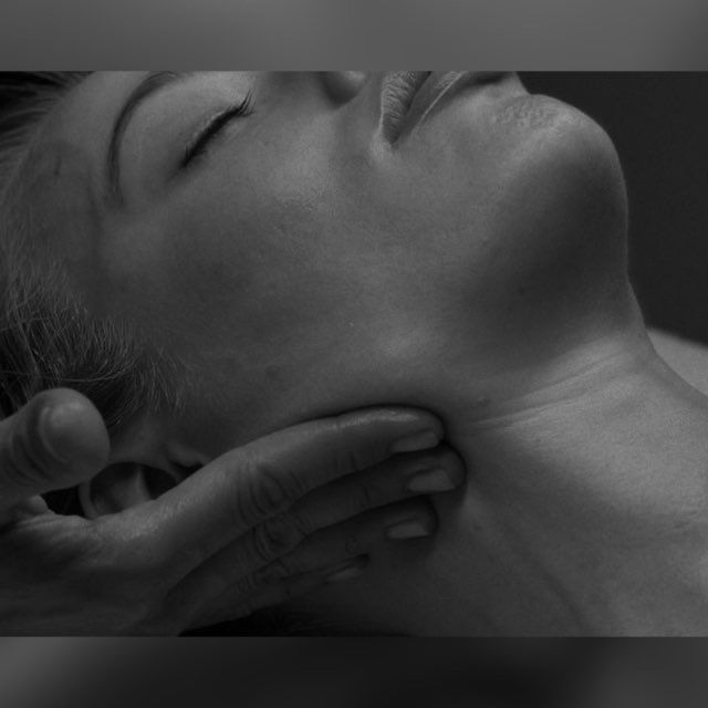 Массаж. Минская. Оболонь. Киев