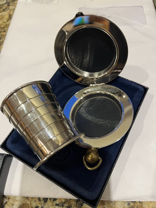 Copo retratil de viagem