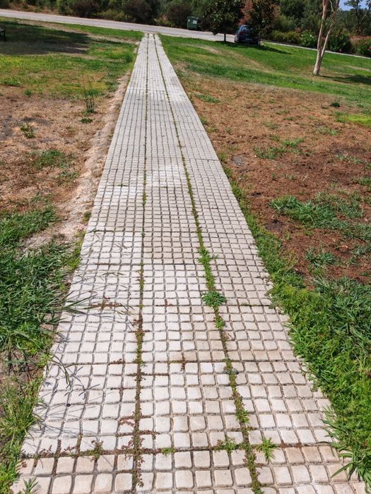 Peças em pedra para chão