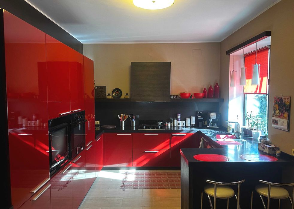 Ваш идеальный дом уже ждёт Вас ! Центральная часть Мельниц .