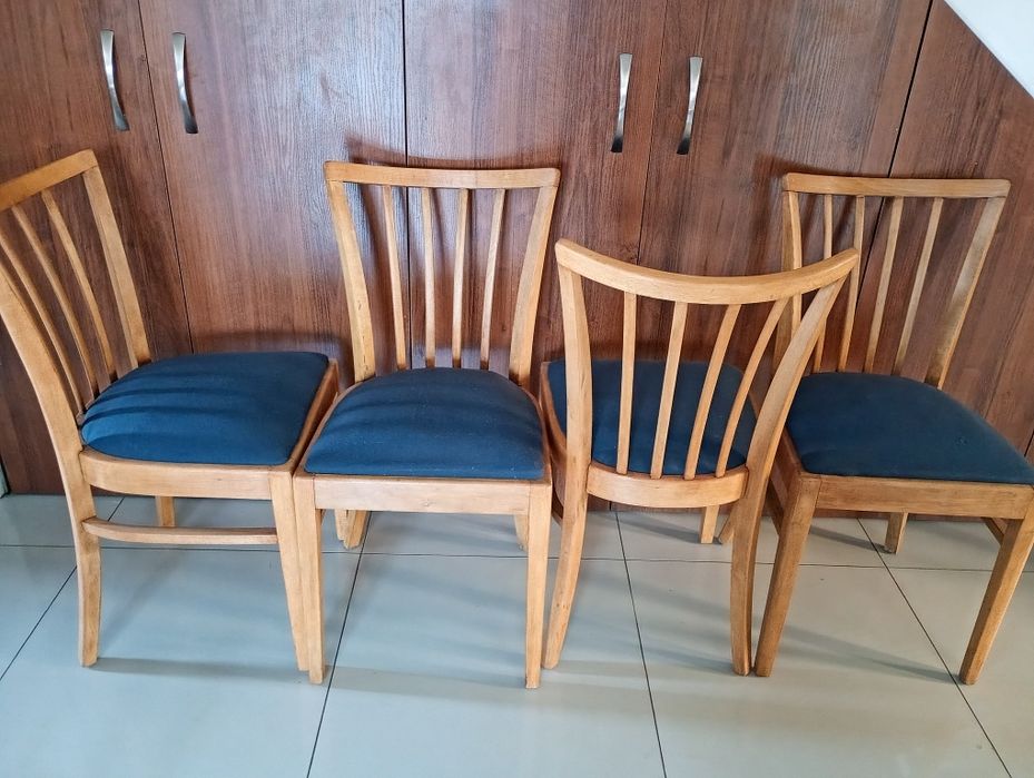 Krzesła różne modele z czasów PRL-U Hałas,bumerang,muszelka