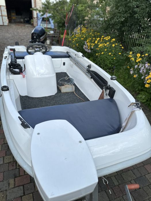 Човен трикилевий, БАРС350.