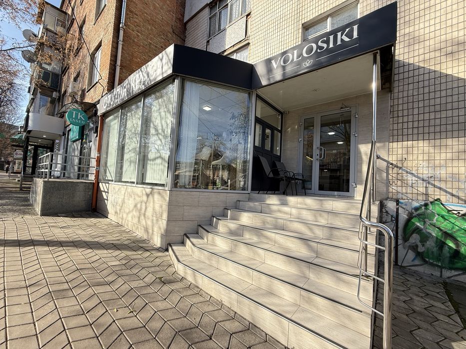 Перукарське місце ЦЕНТР МІСТА, ГЕНЕРАТОР, РУКАВИЧКА, прохідна зона