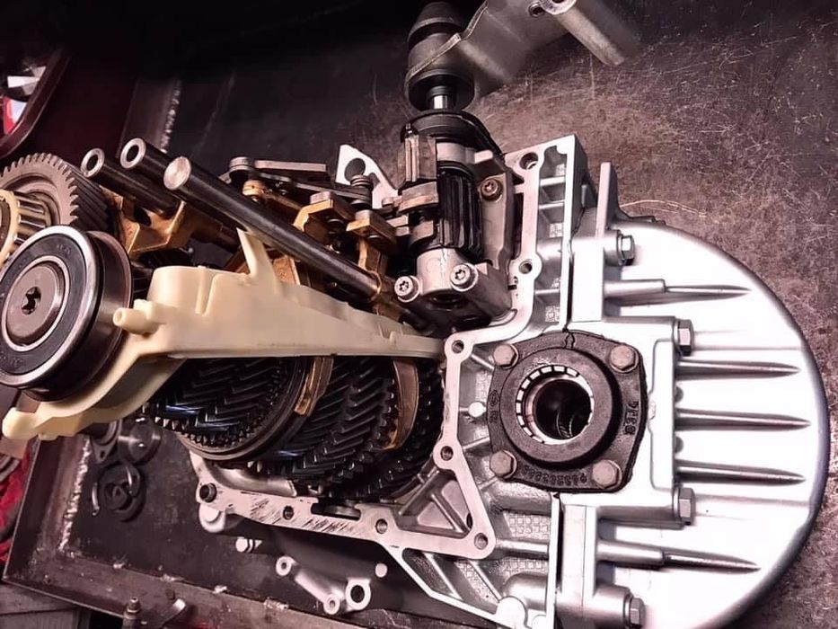 Skrzynia biegów Trafic Opel Vivaro 2.0 CDTI Małopolska naprawa