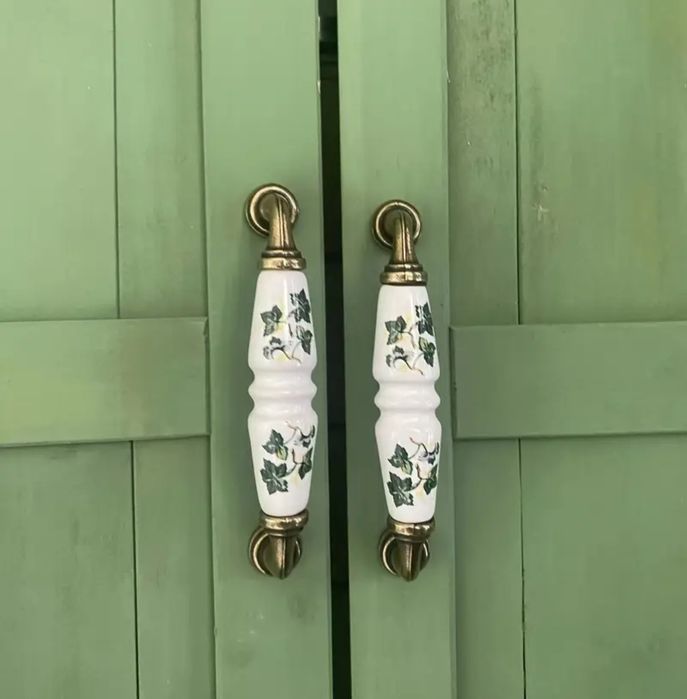 Puxadores em Porcelana e Metal