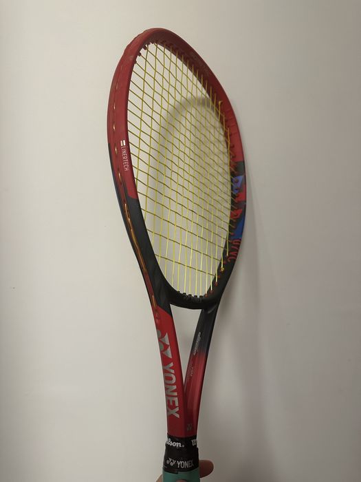 Rakieta Yonex Vcore 100