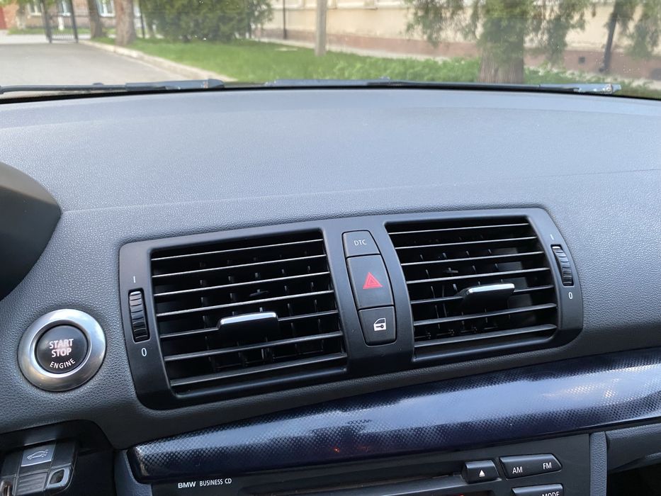 Автомобиль BMW 116I E87 1,6 Бензин AWT Официальное авто БМВ