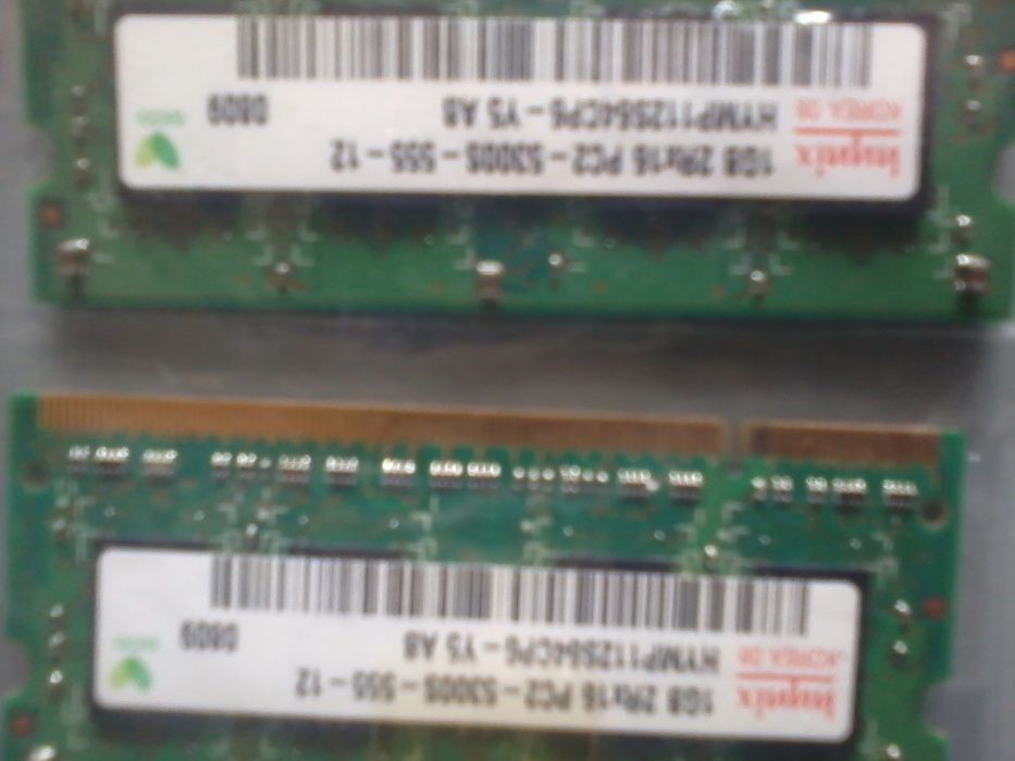 Memorias RAM 1 GB 2Rx6 PC2 - 5300_555-12 (Portatil )