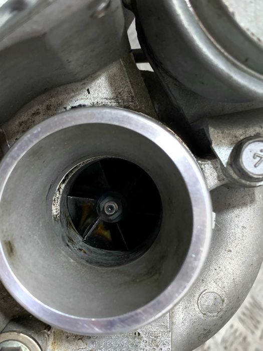 Renault Espace IV Laguna II 2.0 T Turbosprężarka Turbo Turbina