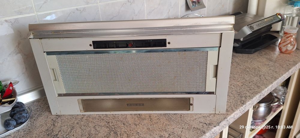 Вытяжка для встроенной кухни