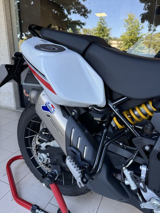 Ducati Desertx muitos extras