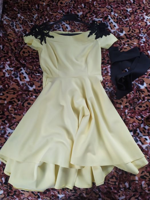 Плаття для дівчини