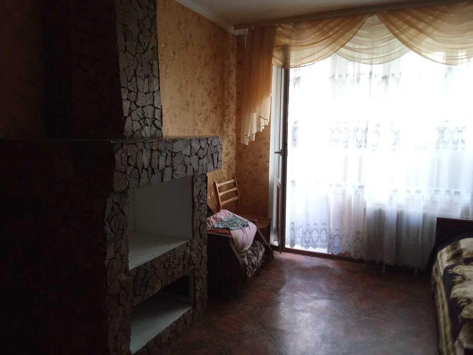 Сдаю 2 комнаты в трёшке