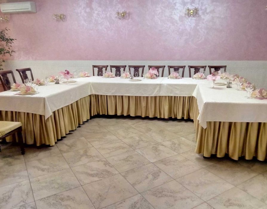 Кафе-ресторан з терасою в центрі - Вид 4