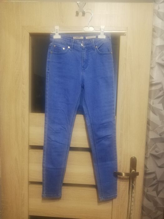 Spodnie jeans damskie / dziewczęce