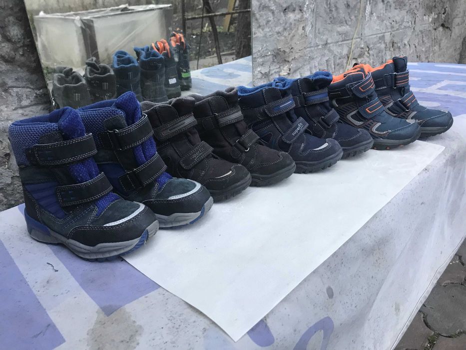 чобітки дитячі фірмові SUPER FIT розмір 27-28 уст 17-17.5см