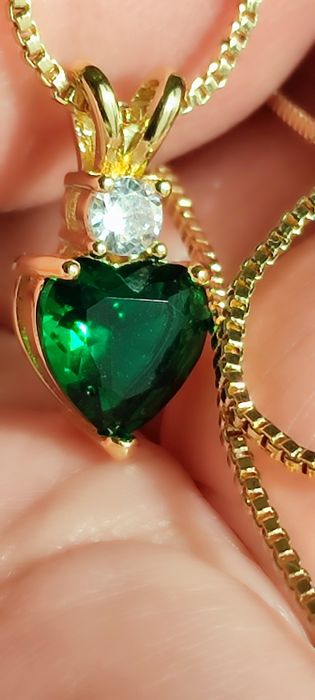 "Zielone Serduszko" naszyjnik